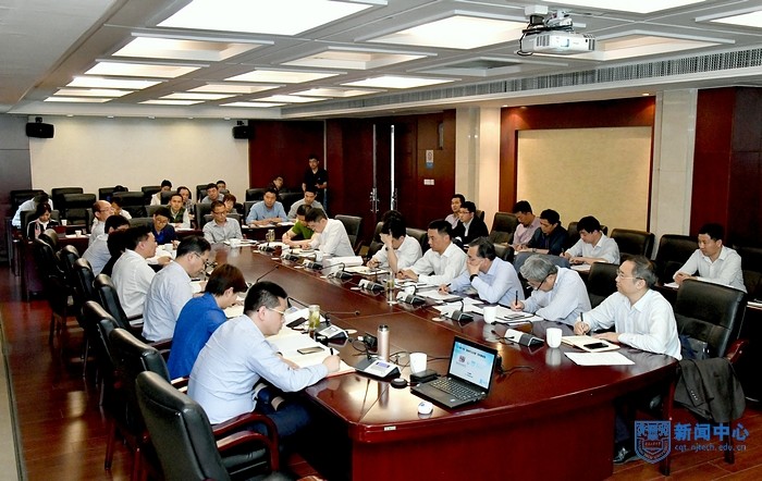 nEO_IMG_QCD_6811.jpg